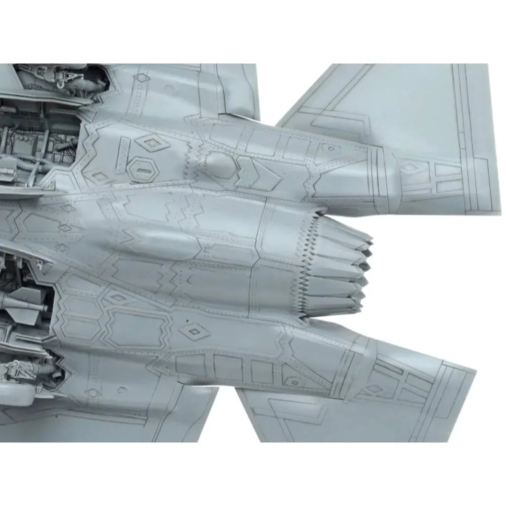 1/48 Lockheed Martin F35A Lightning II with Australian Decals
