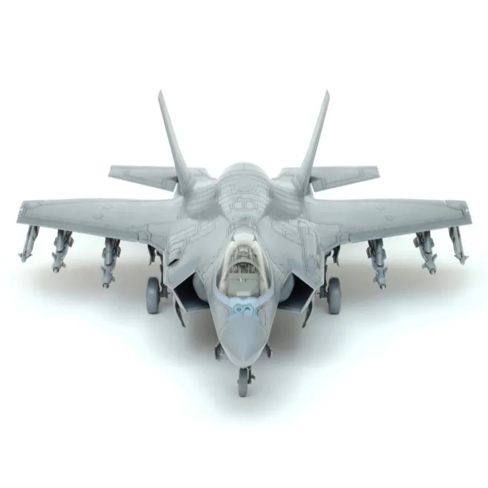 1/48 Lockheed Martin F35A Lightning II with Australian Decals