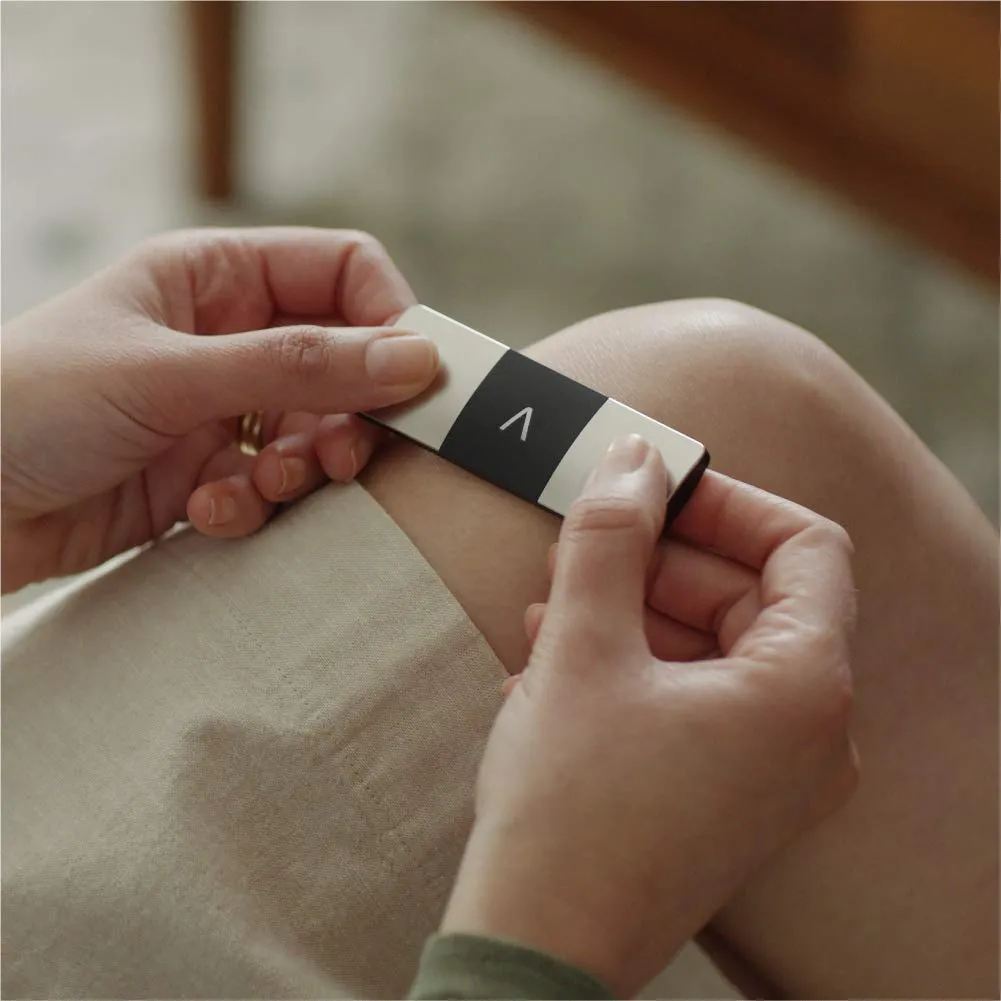 AliveCor's KardiaMobile 6L | FDA and CE Approved Personal ECG Device for iOS and Android | Wireless 6-Lead ECG | Detects AFib, Bradycardia, Tachycardia and Normal Heart Rhythm in 30 Seconds