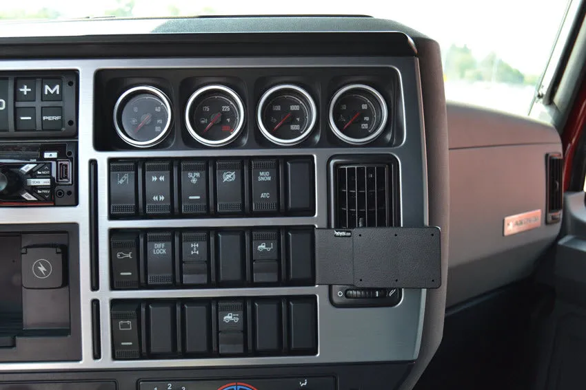 Angled Dash Mount