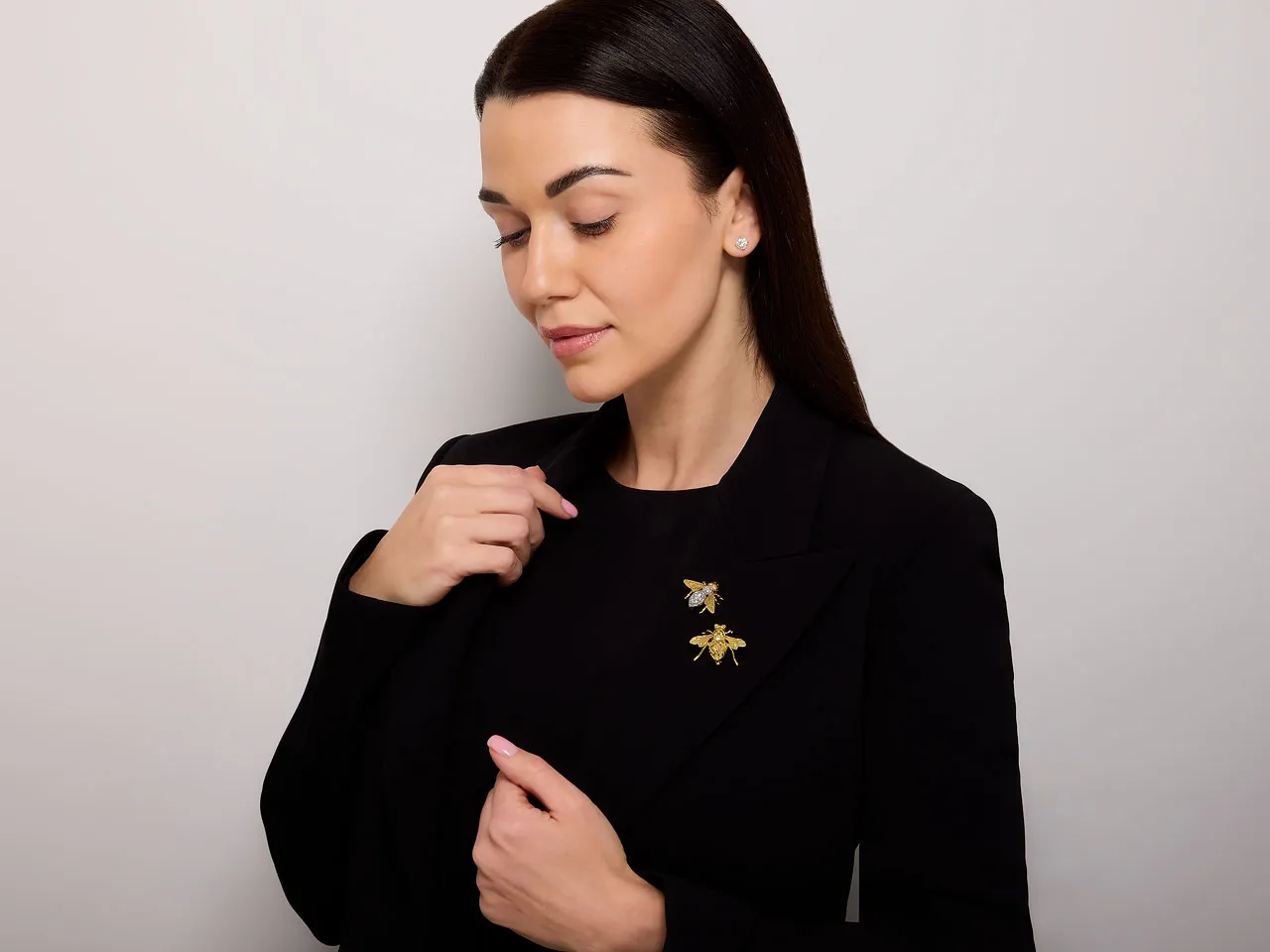 Bee and Fly Pins in 18K Gold