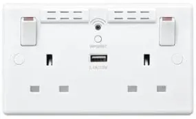 British General Square Edge 13A 2 Gang Switched Socket with Wi-Fi Extender   1x USB-A 2.1A - White