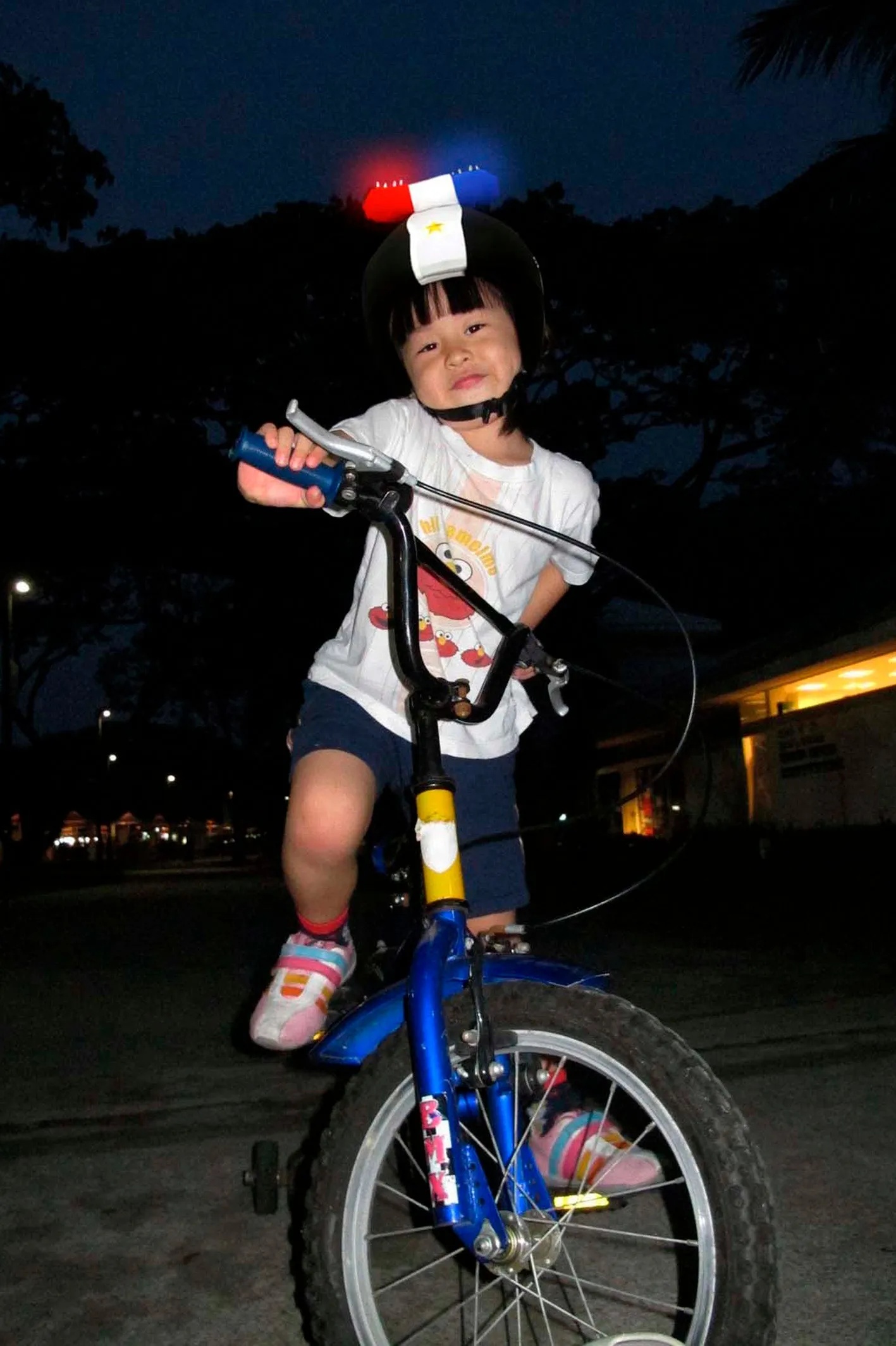 Coolcasc LEDS Helmet Cover Police