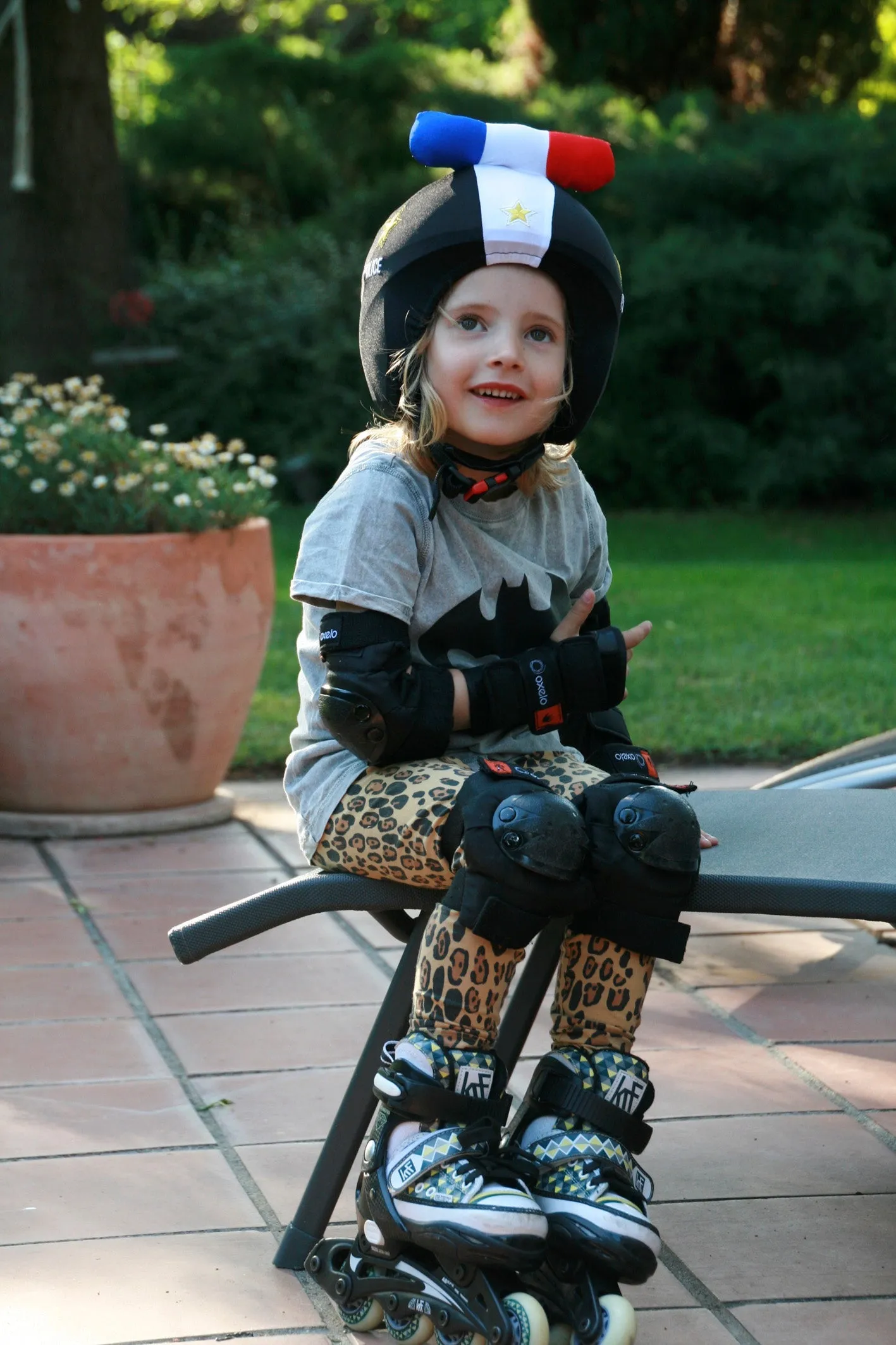 Coolcasc LEDS Helmet Cover Police