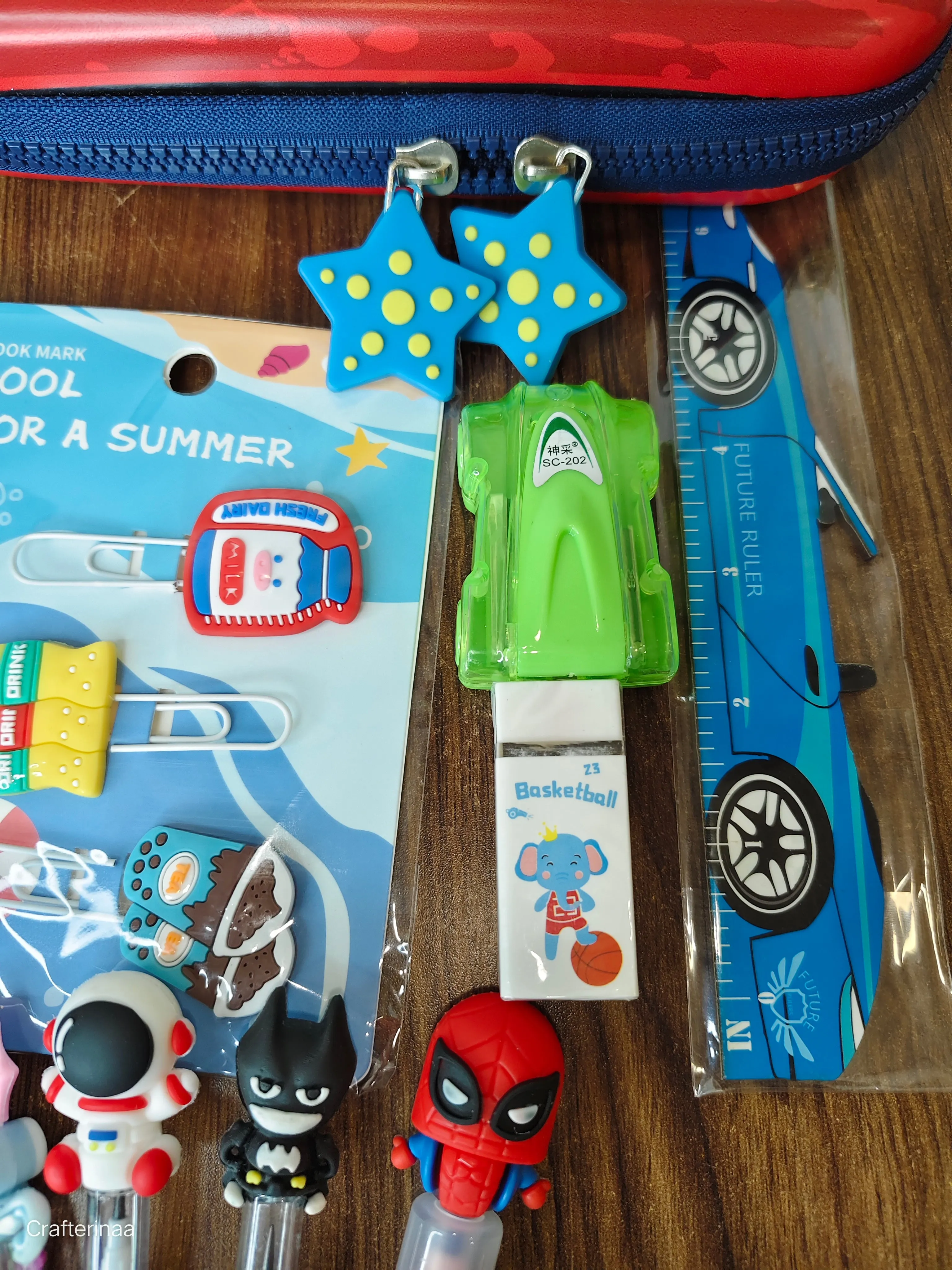 Manchester United stationery hamper