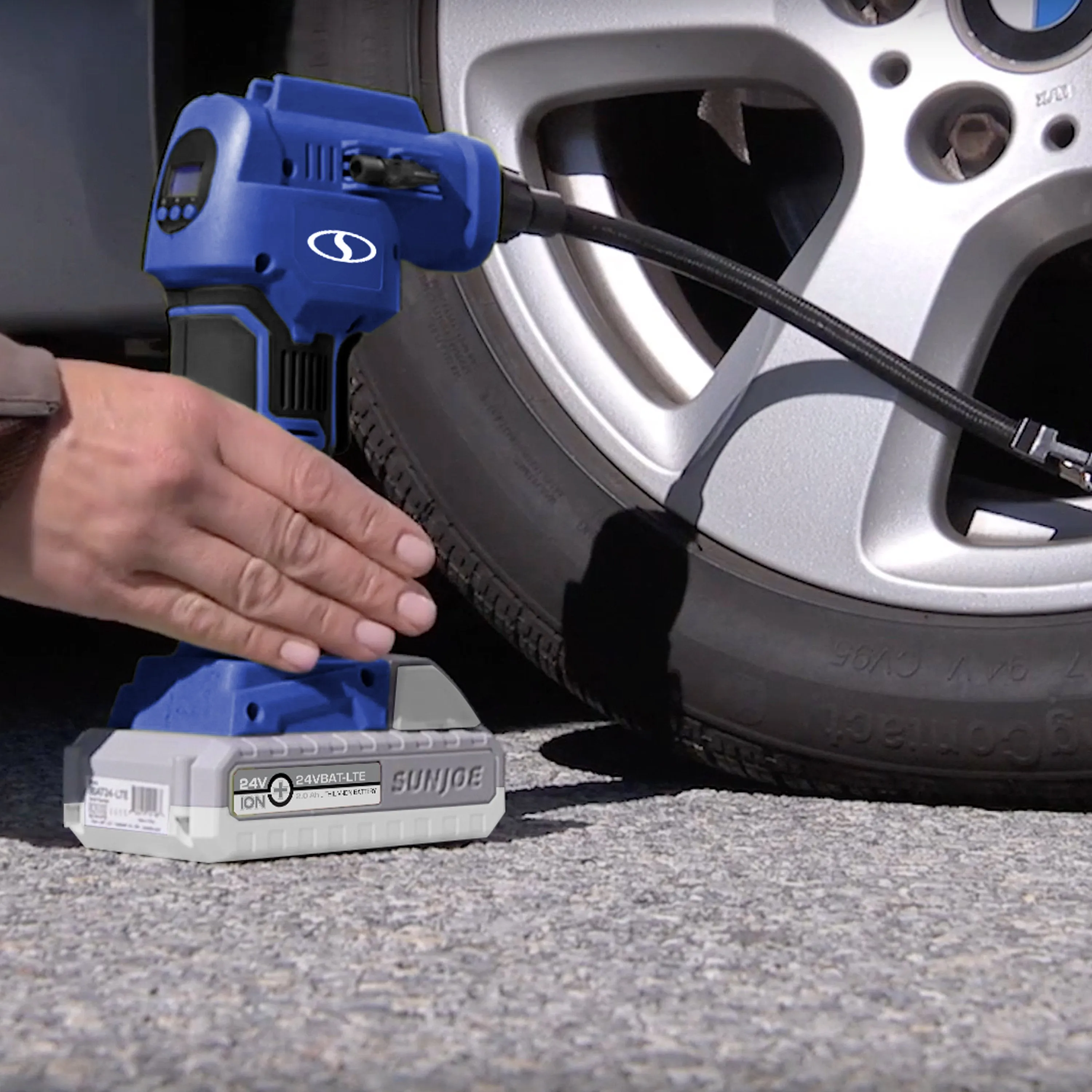 Sun Joe AIRJ24C-SJB Portable Digital Cordless Air Compressor with Nozzle Adapters and Case | 24-Volt | 2.0-Ah (Blue)