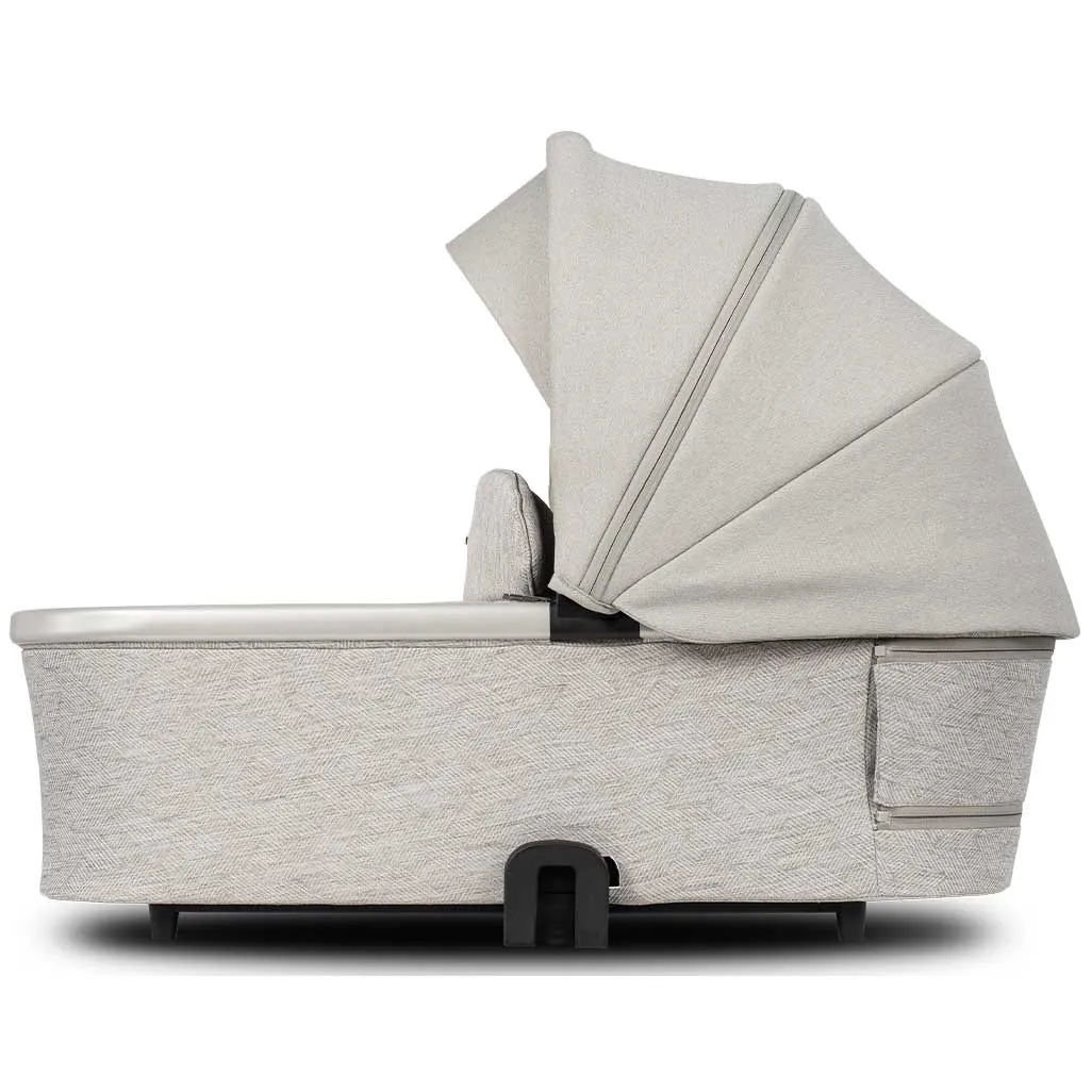 Venicci Tinum Upline Complete Travel System Bundle in Moonstone